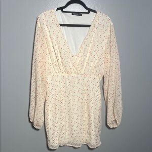 Nasty Gal Collection Cream Floral Dress Size 8 in cream and floral design